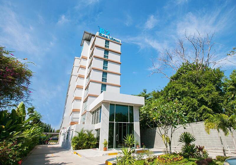 Отель B2 Sea View Pattaya Boutique & Budget