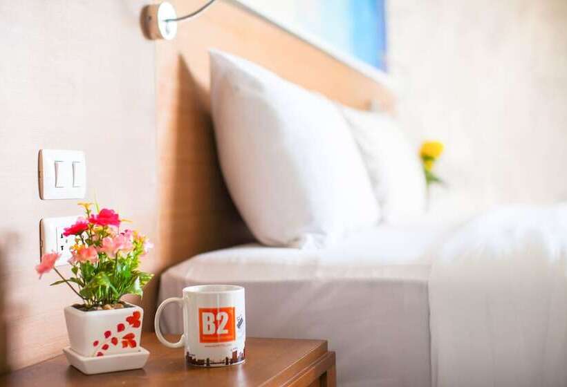 Отель B2 Sea View Pattaya Boutique & Budget