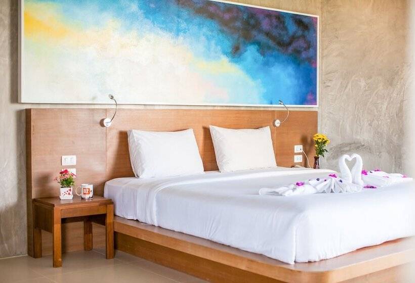 Отель B2 Sea View Pattaya Boutique & Budget