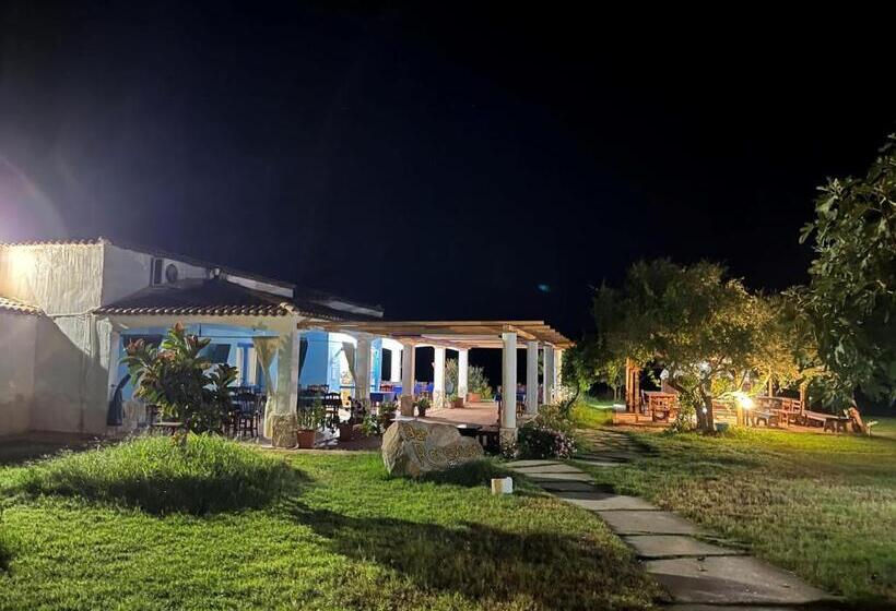 בית מלון כפרי Baia Cea