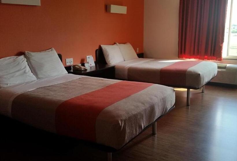 ホテル Baymont By Wyndham Williston