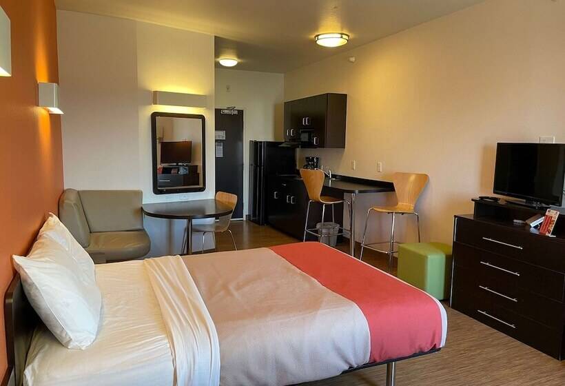 ホテル Baymont By Wyndham Williston