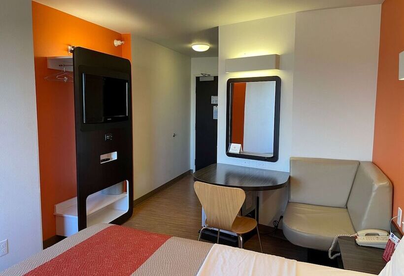 ホテル Baymont By Wyndham Williston