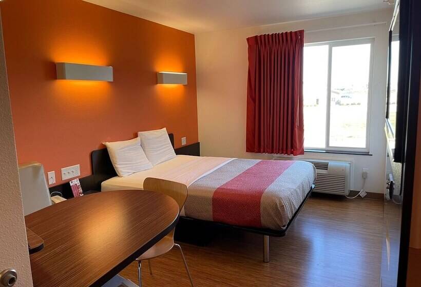 ホテル Baymont By Wyndham Williston