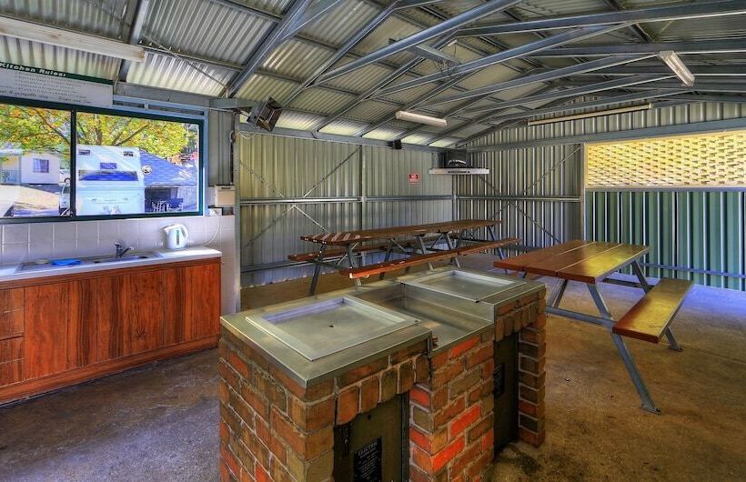 فندق Beechworth Lake Sambell Caravan Park