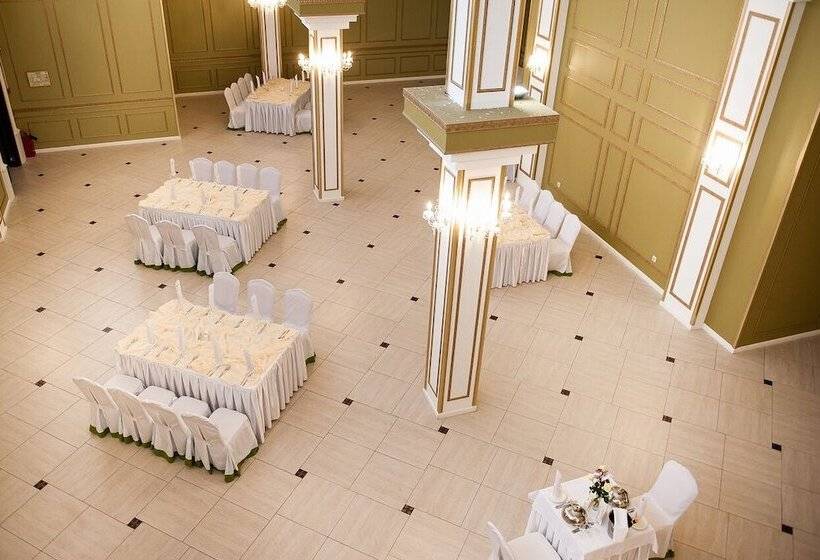 בית מלון כפרי Belaya Akatsiya