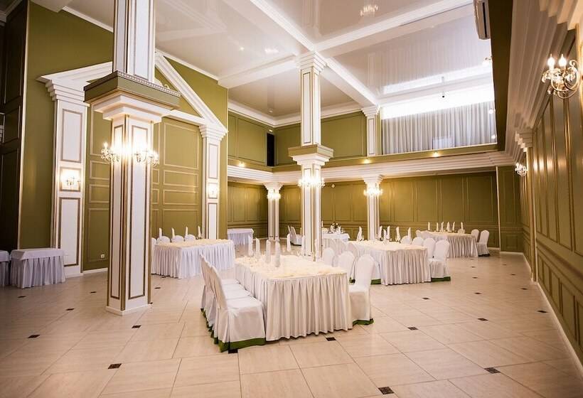 בית מלון כפרי Belaya Akatsiya