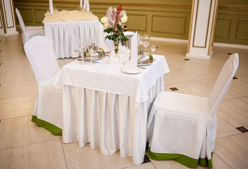 בית מלון כפרי Belaya Akatsiya