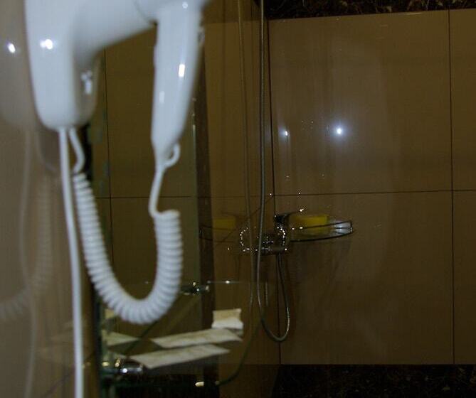 בית מלון כפרי Belaya Akatsiya