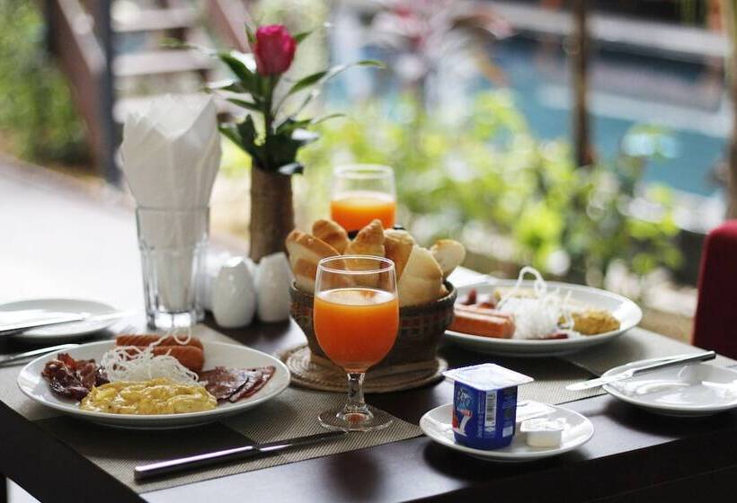 Отель Cambana D'angkor Suites