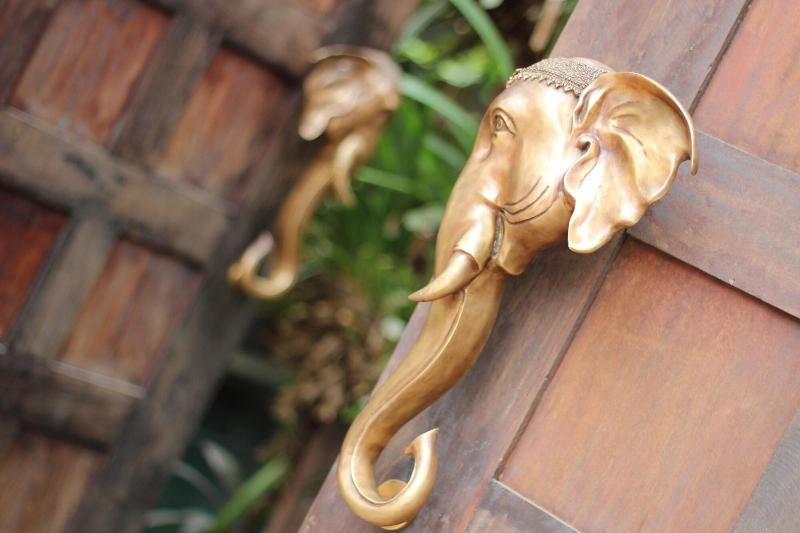 호텔 Cambana D'angkor Suites