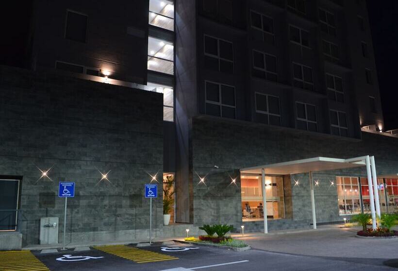 ホテル Casa Inn Business Irapuato