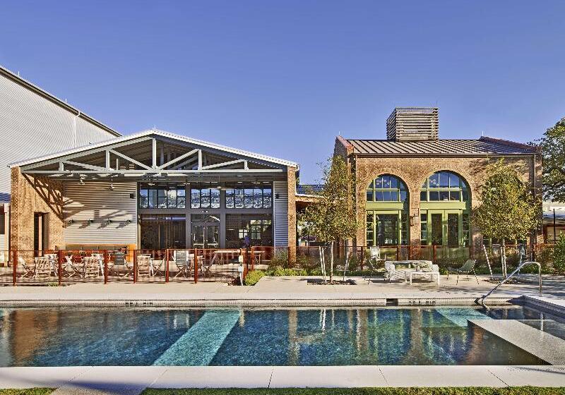 Cavalry Court, By Valencia Hotel Collection