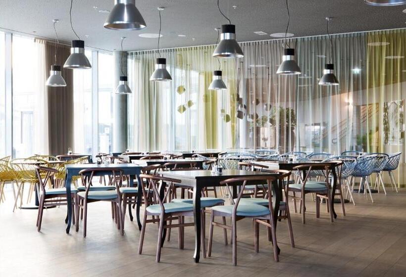 Comfort Hotel Bergen Airport Terminal