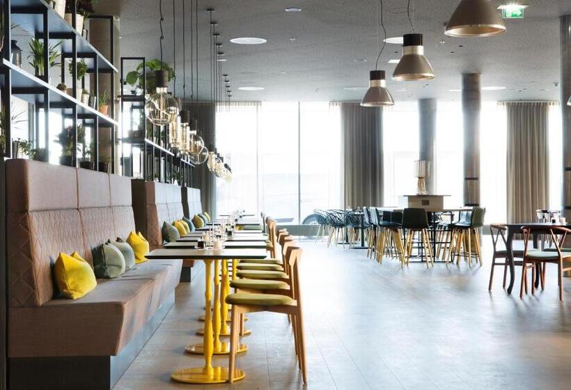 Comfort Hotel Bergen Airport Terminal