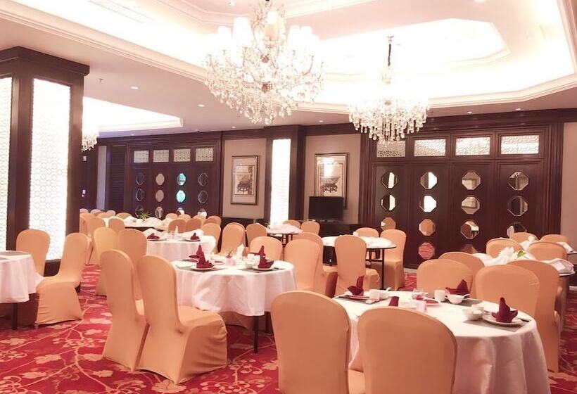 호텔 Country Garden Holiday