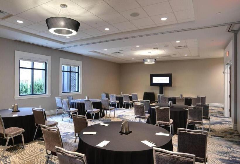 هتل Courtyard By Marriott Columbus Osu