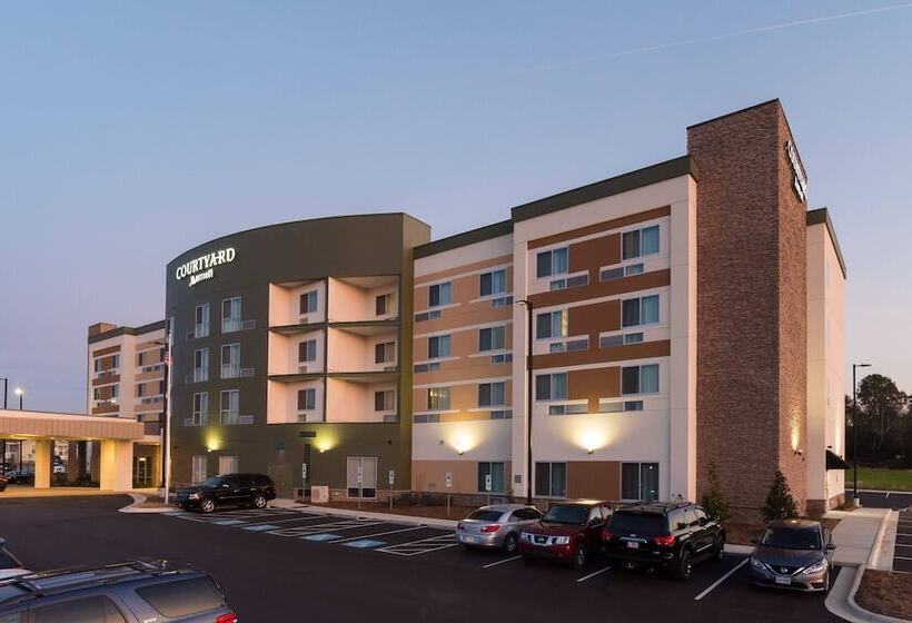 فندق Courtyard By Marriott Fayetteville Fort Liberty   Spring Lake