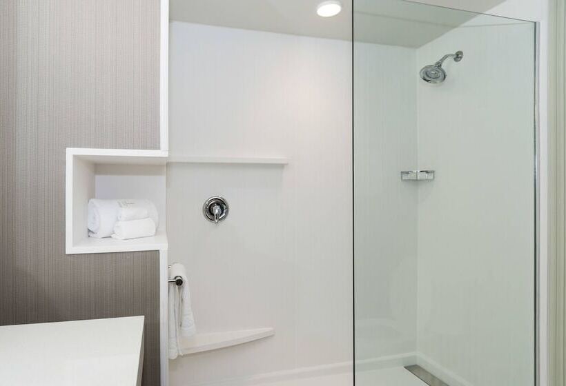 فندق Courtyard By Marriott Fayetteville Fort Liberty   Spring Lake