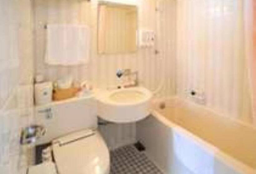 בית מלון כפרי Crown Hills Matsuyama