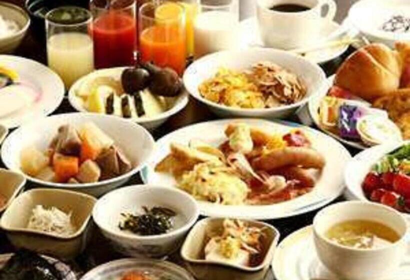 בית מלון כפרי Crown Hills Matsuyama