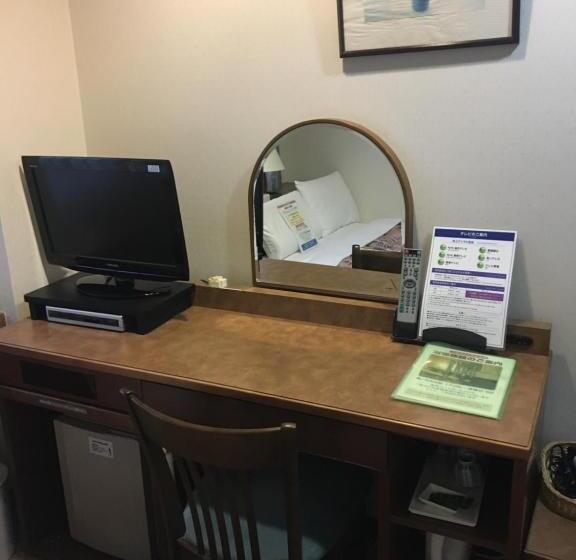 בית מלון כפרי Crown Hills Matsuyama