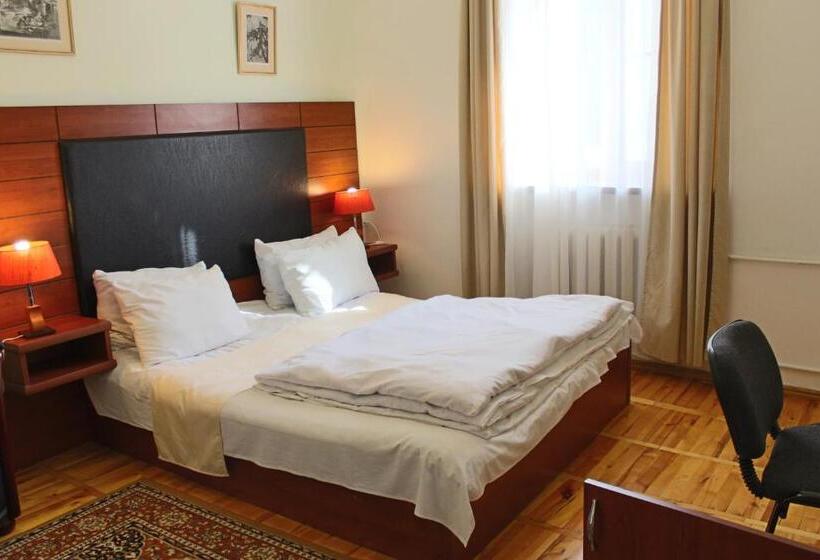 Diligence Hotel & Restaurant