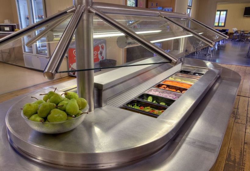 Отель Discovery Parks Emerald