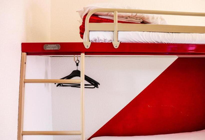 ホテル Eco Sud Agen Autoroute