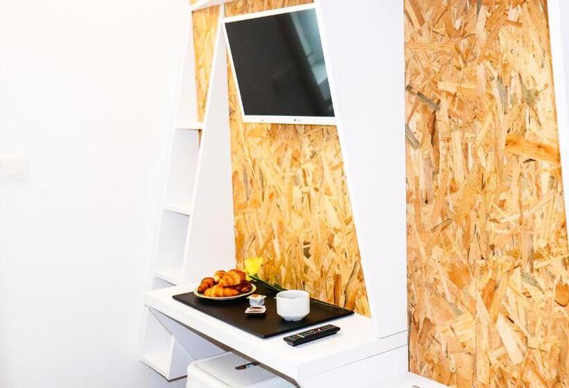 ホテル Eco Sud Agen Autoroute