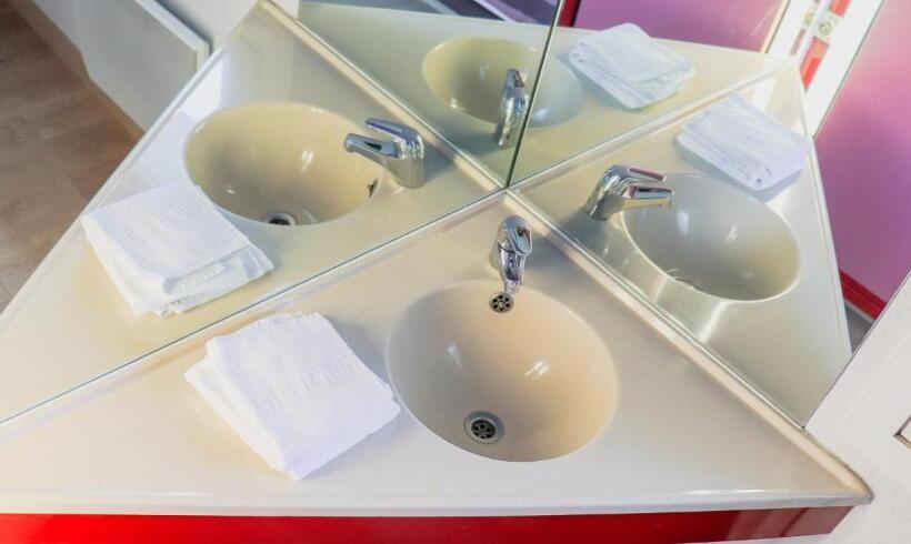 ホテル Eco Sud Agen Autoroute