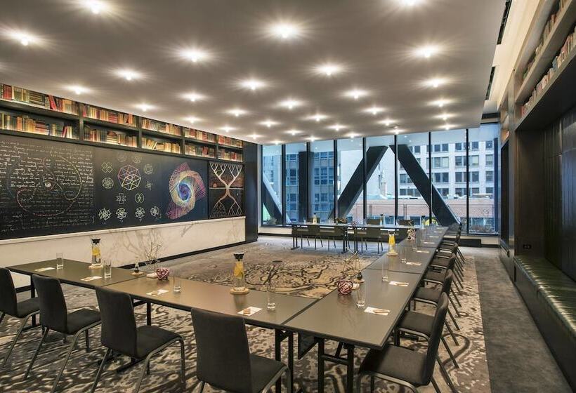 فندق Emc2, Autograph Collection