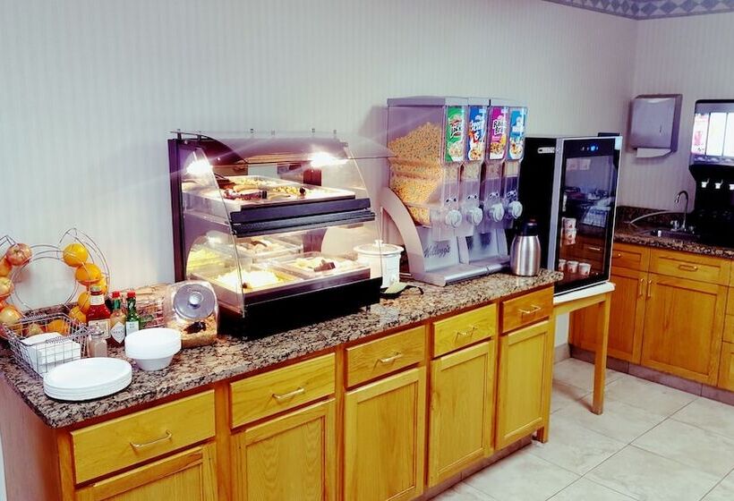 فندق Fairbridge Inn Express Dillon