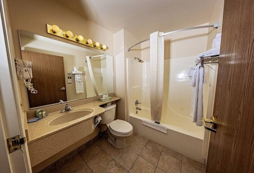 فندق Fairbridge Inn Express Dillon