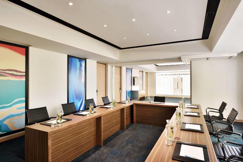 ホテル Fairfield By Marriott Indore