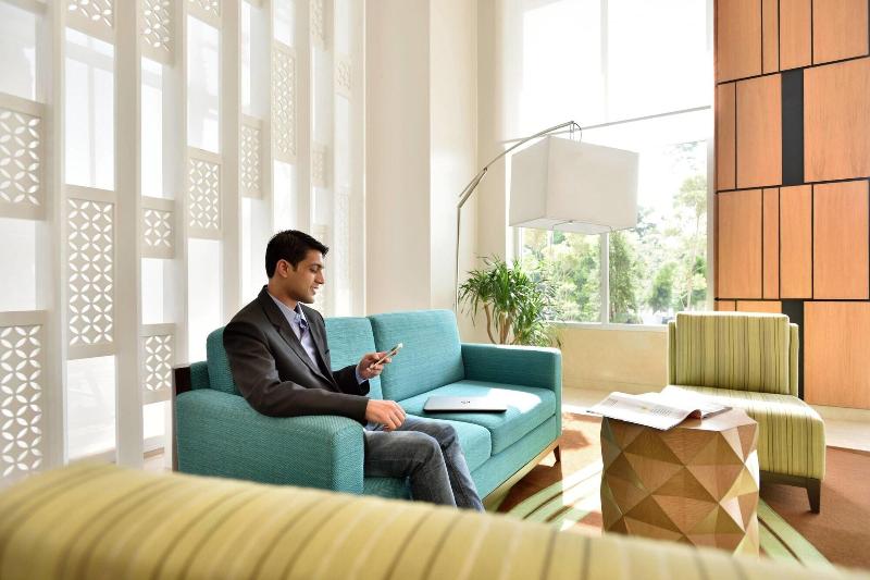 ホテル Fairfield By Marriott Indore