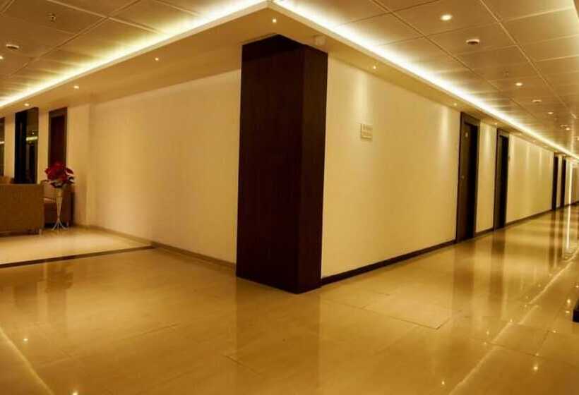 فندق Golden View