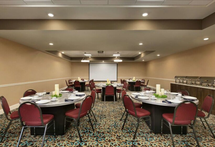 호텔 Hilton Garden Inn Statesville