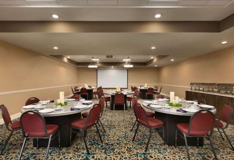 호텔 Hilton Garden Inn Statesville