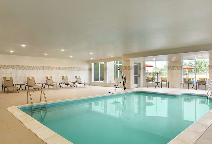 호텔 Hilton Garden Inn Statesville