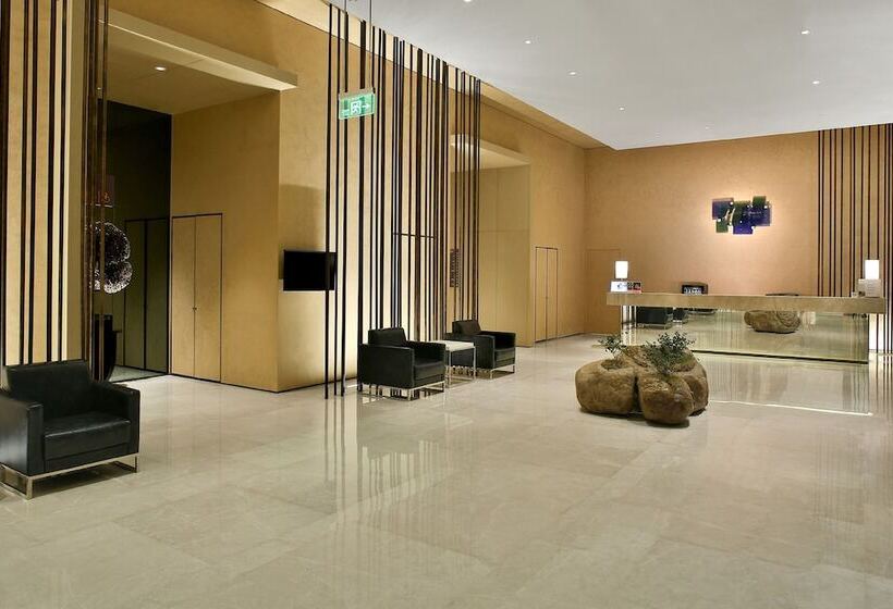 هتل Holiday Inn Express Chengdu Wenjiang Hotspring, An Ihg