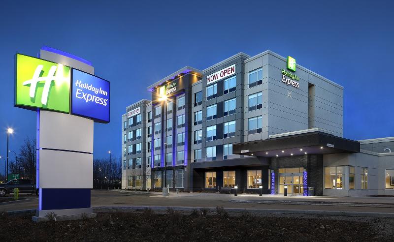בית מלון כפרי Holiday Inn Express   Red Deer North, An Ihg