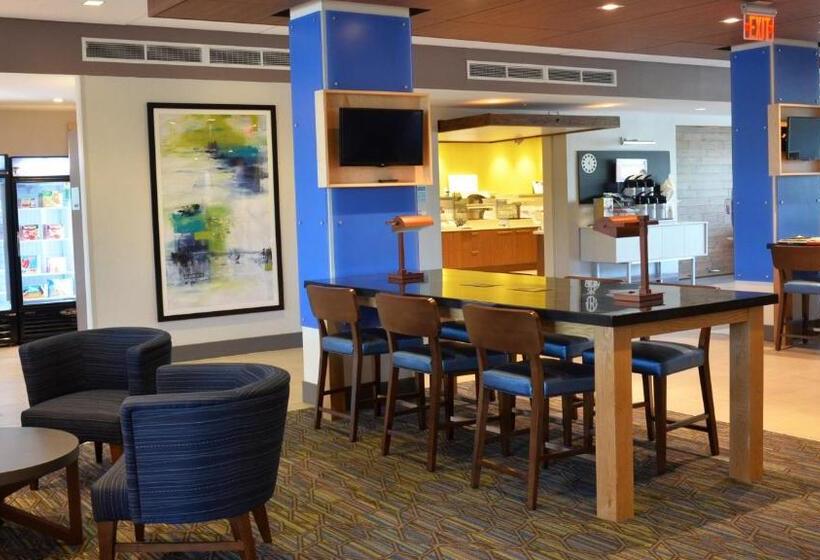 فندق Holiday Inn Express & Suites   Jacksonville W   I295 And I10, An Ihg