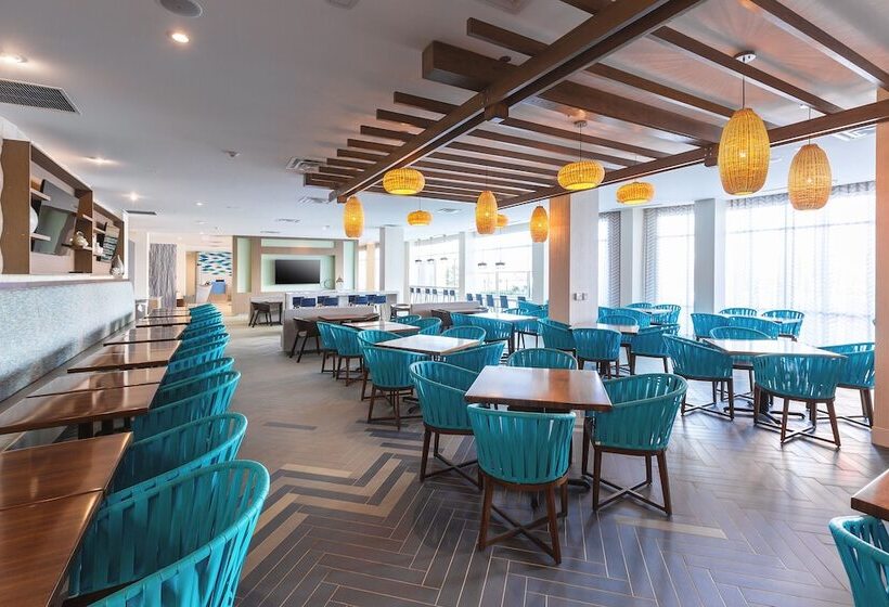 酒店 Holiday Inn Express & Suites   Orlando At Seaworld, An Ihg