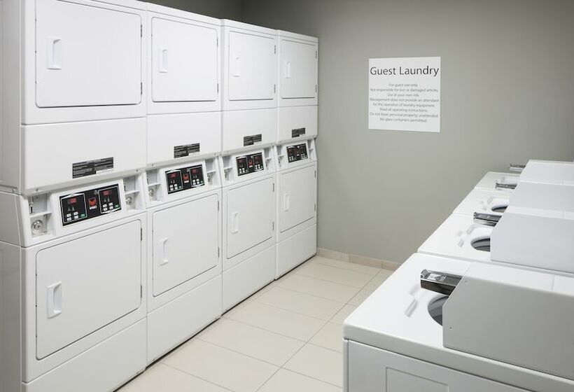 酒店 Holiday Inn Express & Suites   Orlando At Seaworld, An Ihg