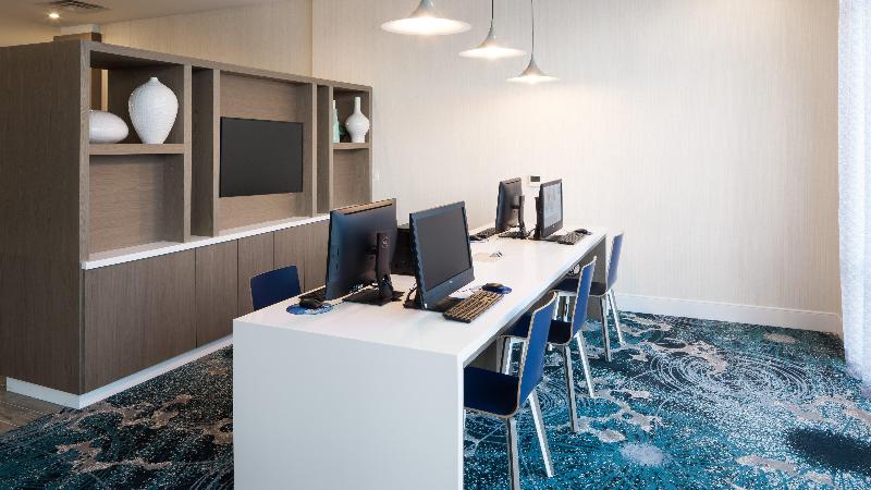 酒店 Holiday Inn Express & Suites   Orlando At Seaworld, An Ihg