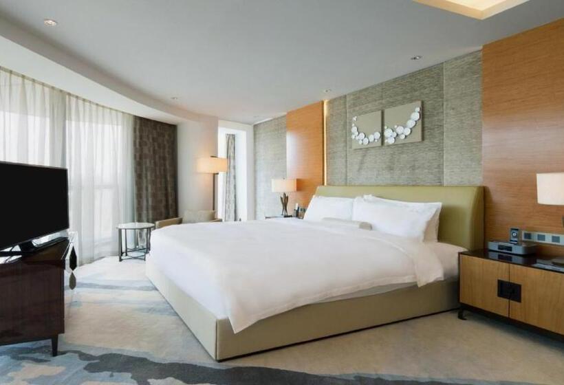 Отель Holiday Inn Nanjing Xuanwu Lake, An Ihg