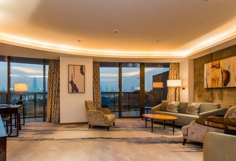 Отель Holiday Inn Nanjing Xuanwu Lake, An Ihg