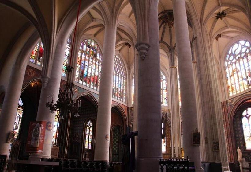 בית מלון כפרי Hôtel Le Forestia