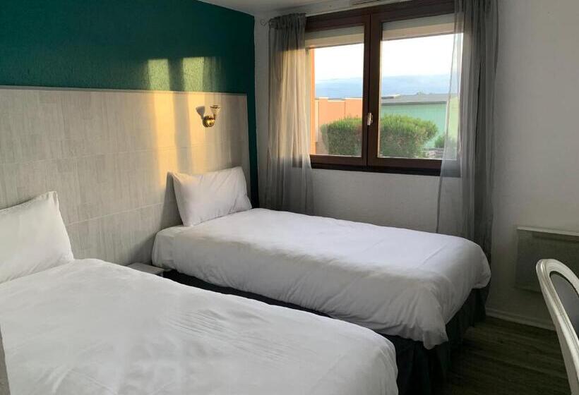 בית מלון כפרי Hôtel Le Forestia